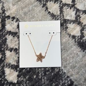 Kendra Scott Rose Gold Star Necklace. NWT